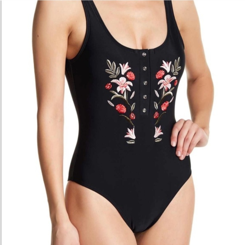 NWT Vigoss one piece bathing suit - Picture 1 of 11